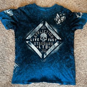 Men’s Affliction distressed reversible XXL T shirt excellent condition